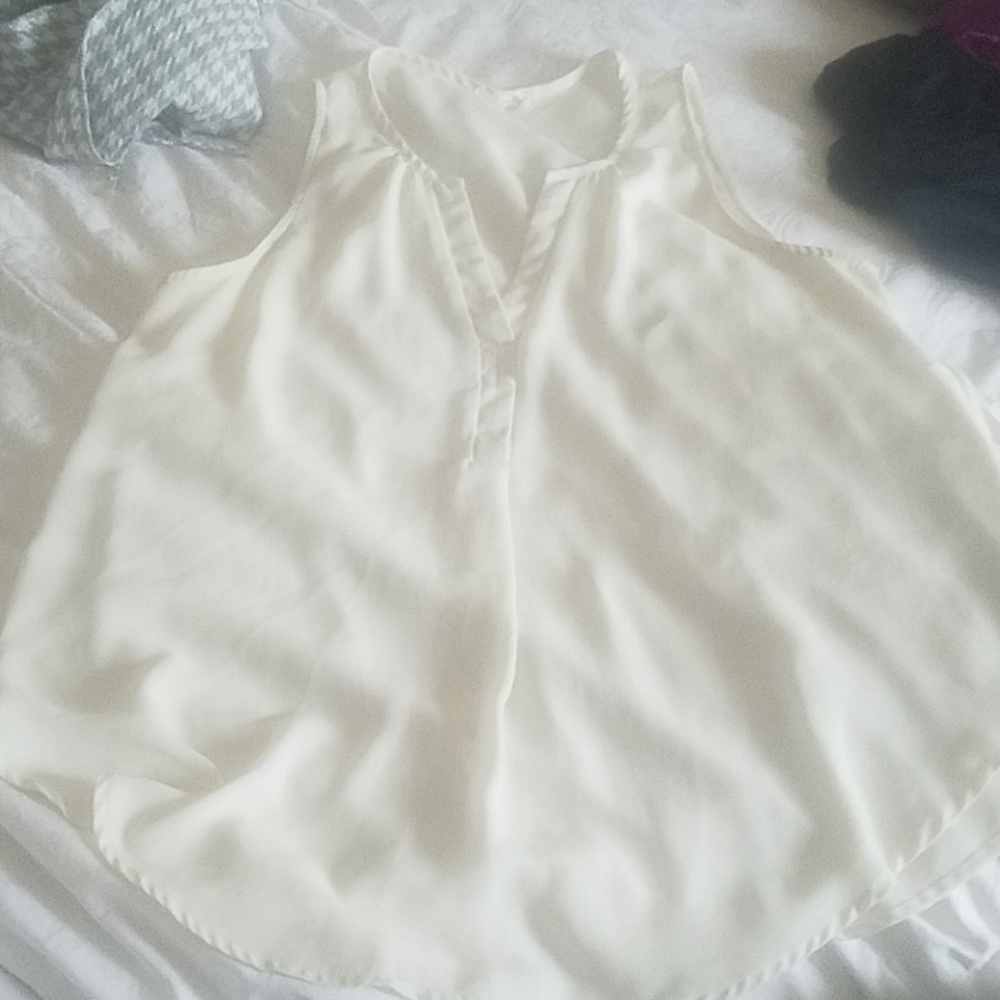 Cream shell tank